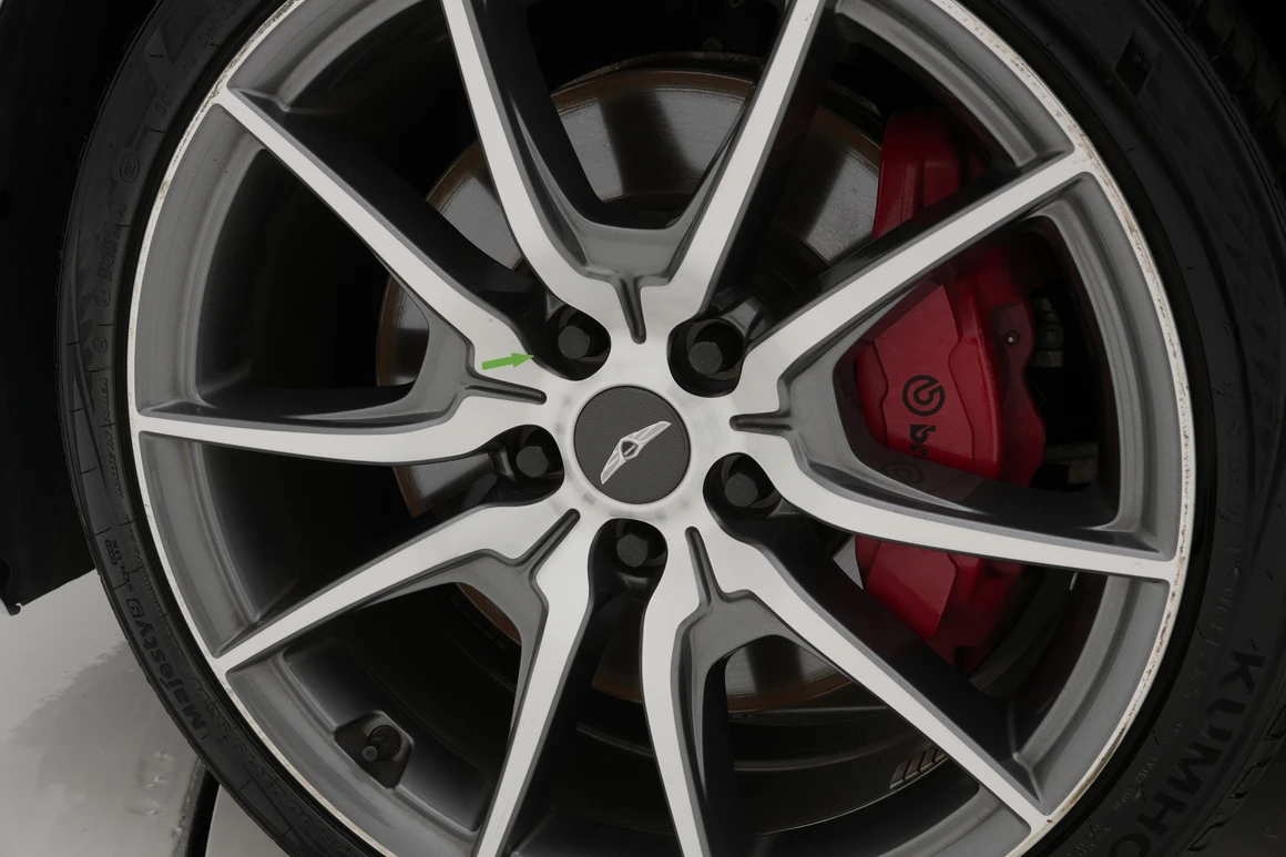 Genesis G70 - Фото 41