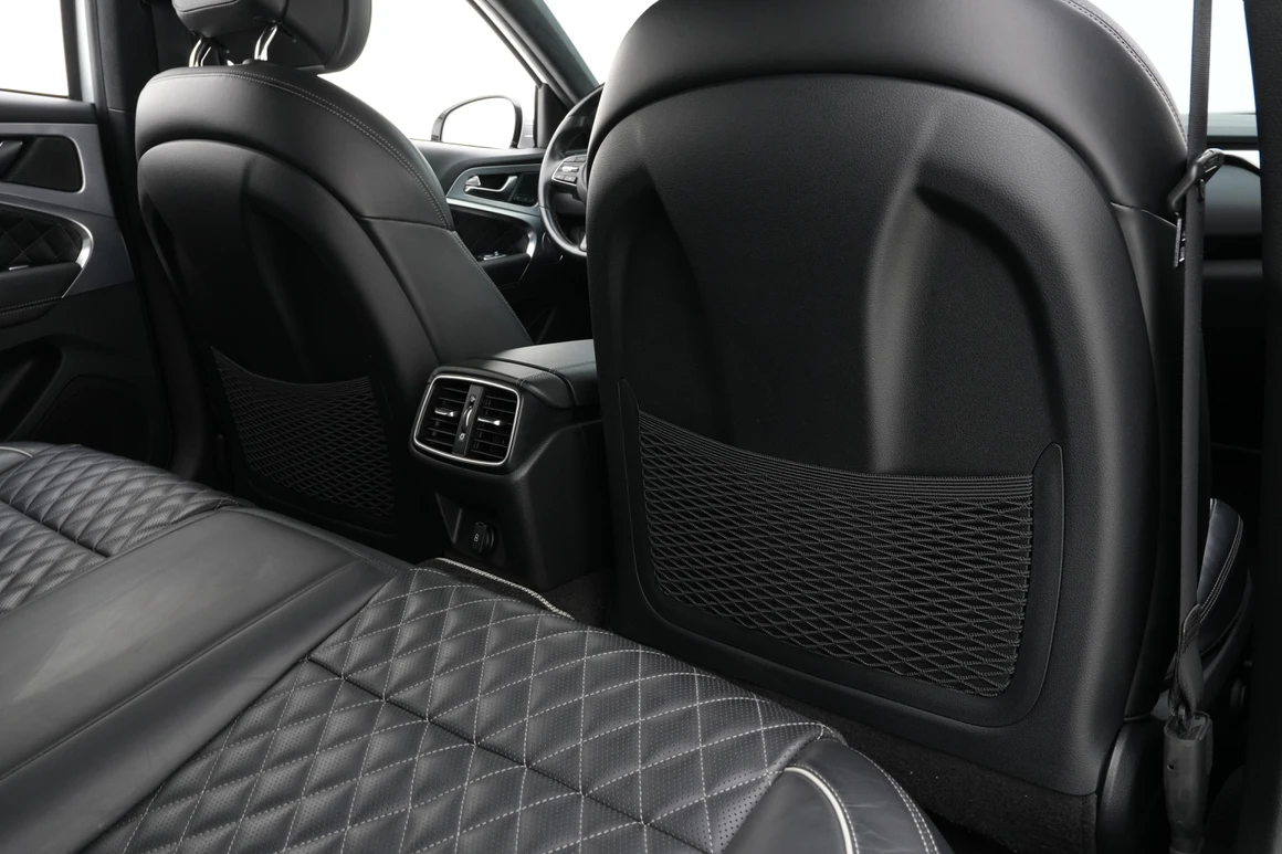 Genesis G70 - Фото 34