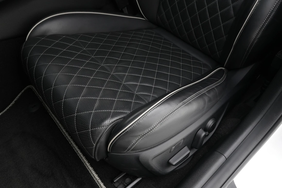 Genesis G70 - Фото 24