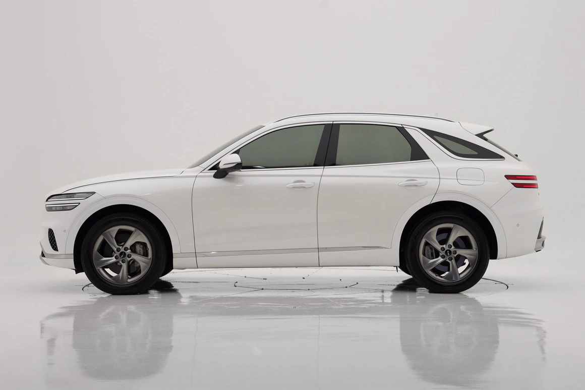Genesis GV70 - Фото 3
