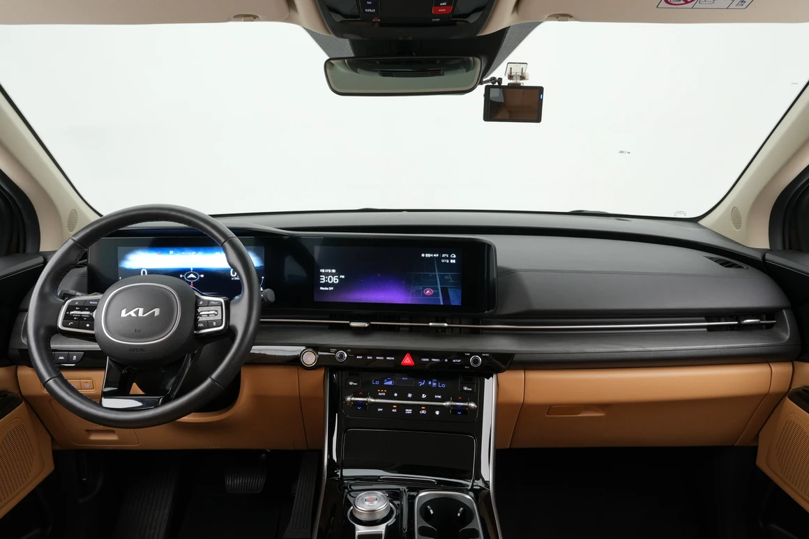 Kia Carnival - Фото 19