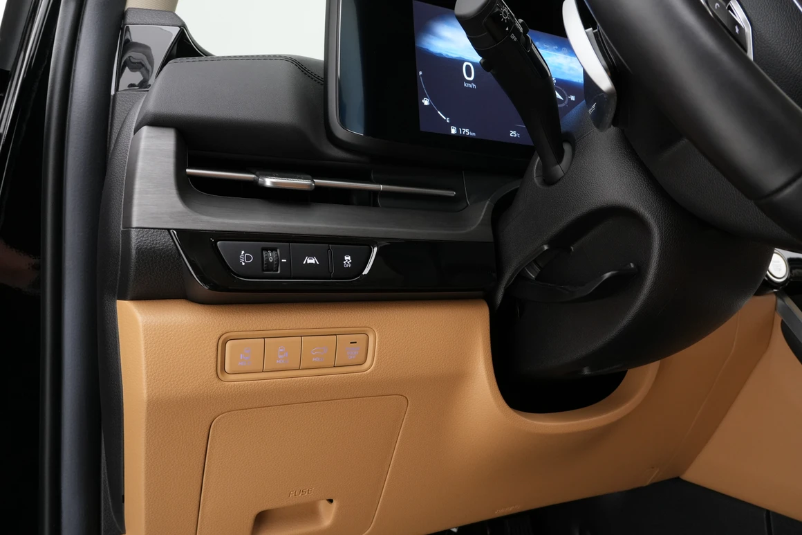 Kia Carnival - Фото 25