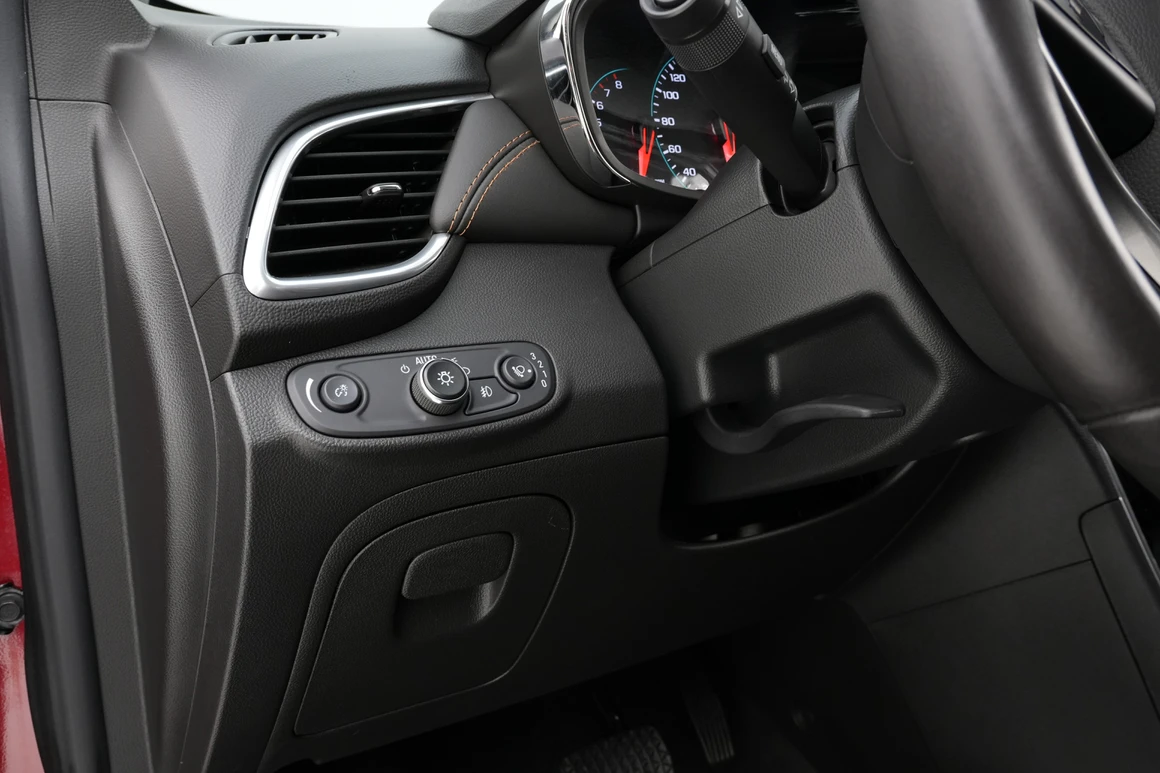 Chevrolet Trax - Фото 25