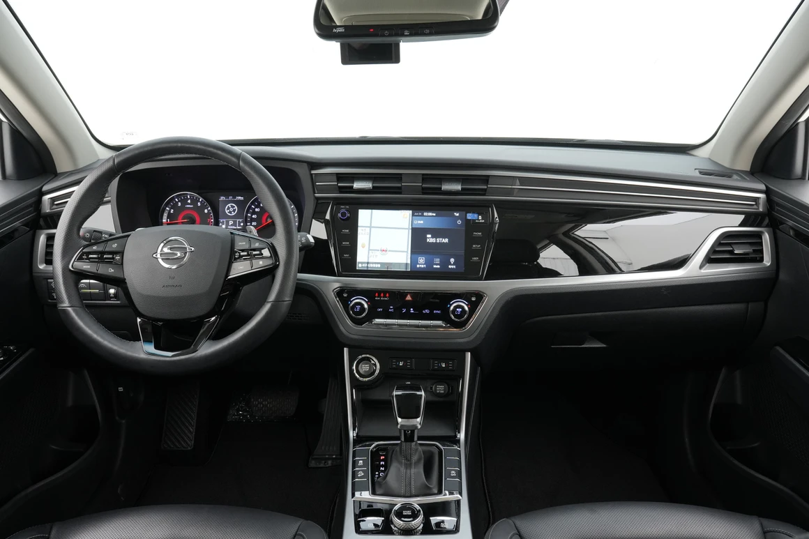 KG Mobility (Ssangyong) Korando - Фото 19