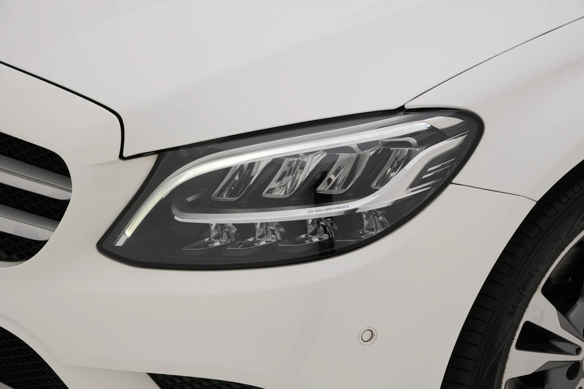 Mercedes-Benz C-Class - Фото 9