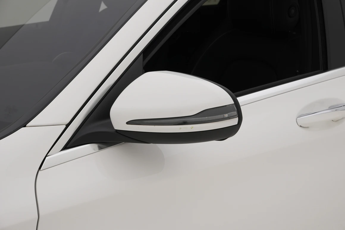 Mercedes-Benz C-Class - Фото 10