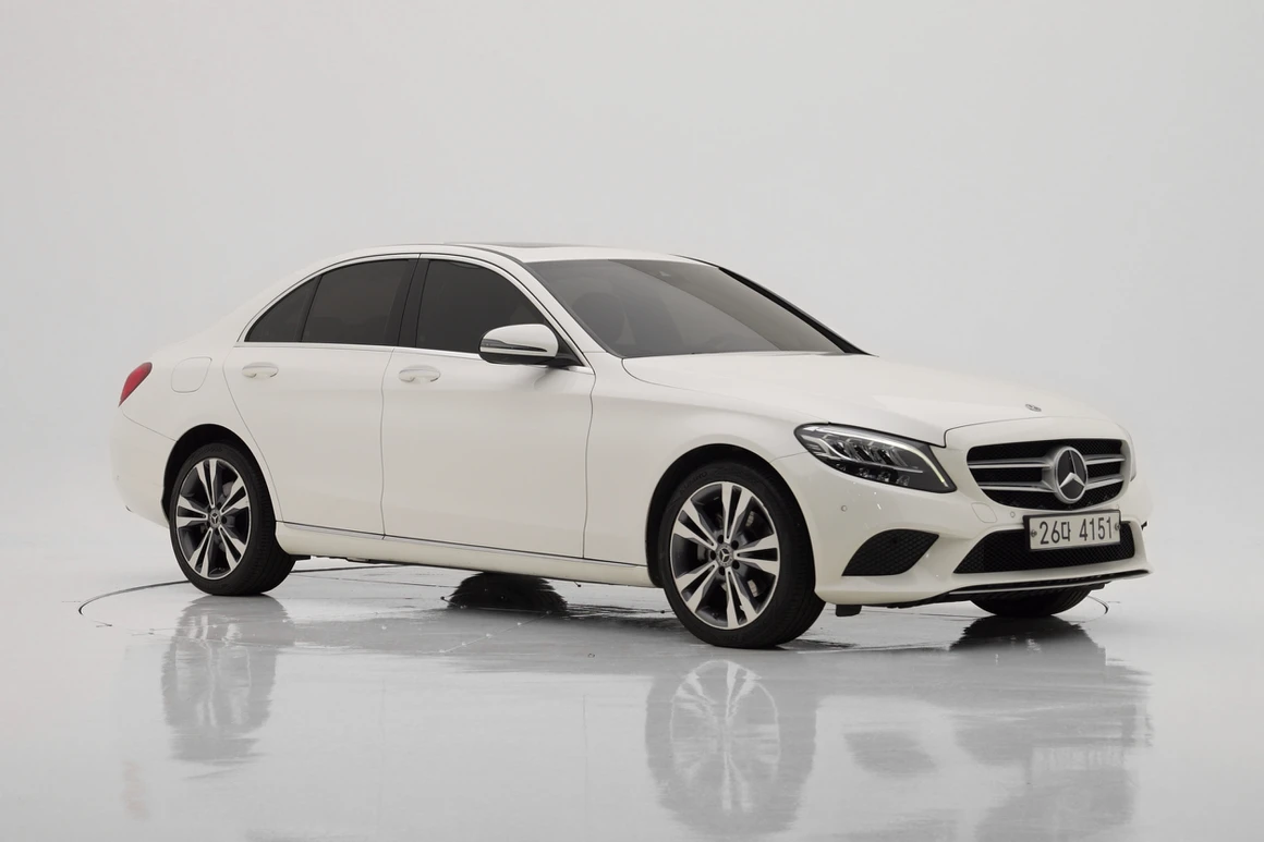 Mercedes-Benz C-Class - Фото 8