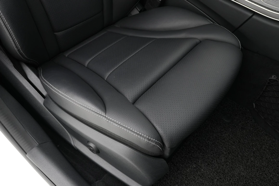 Mercedes-Benz C-Class - Фото 28
