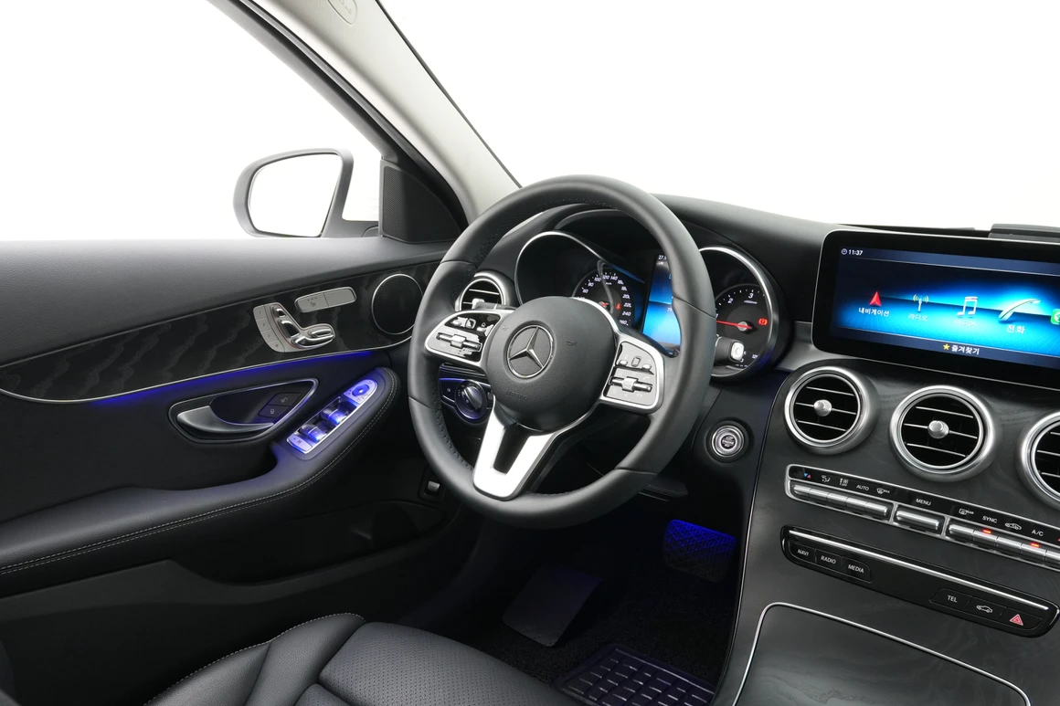 Mercedes-Benz C-Class - Фото 18