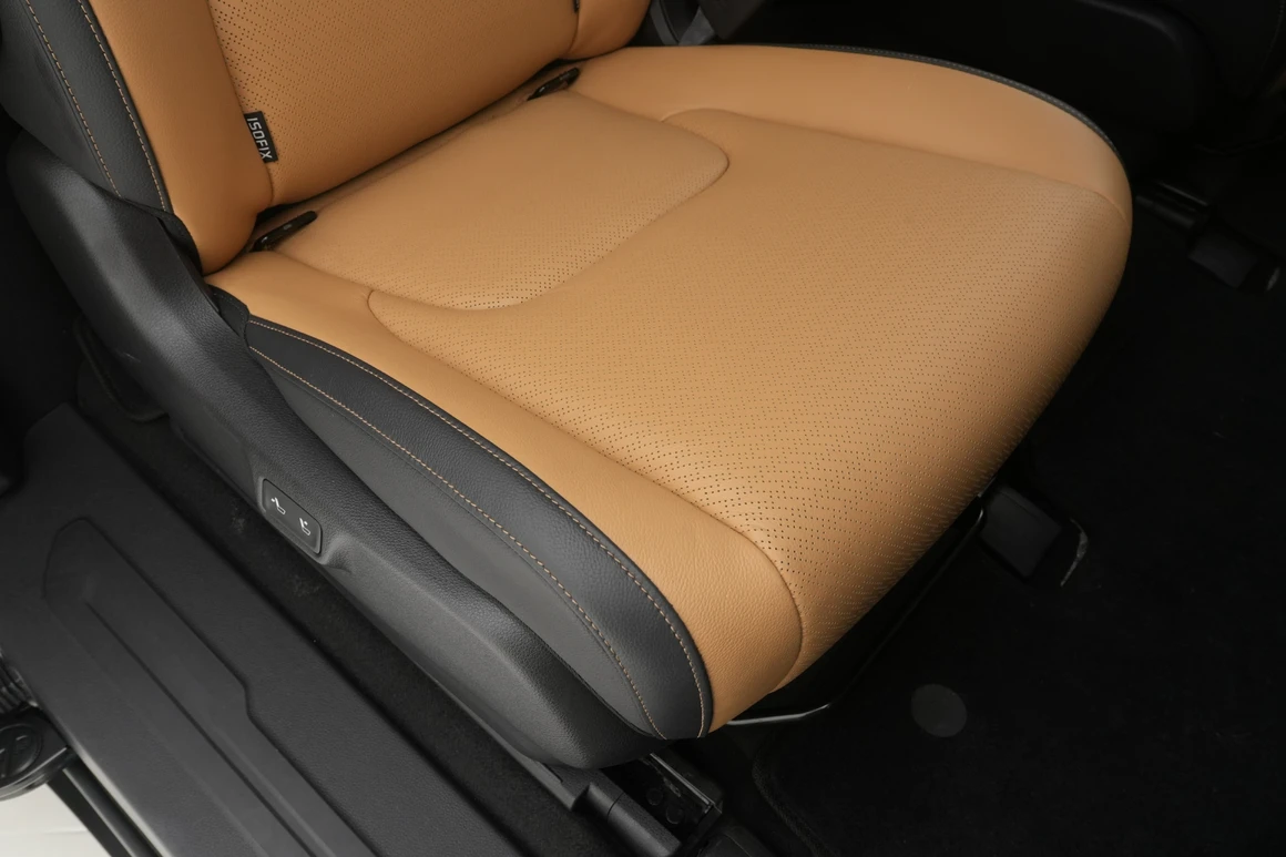Kia Carnival - Фото 31