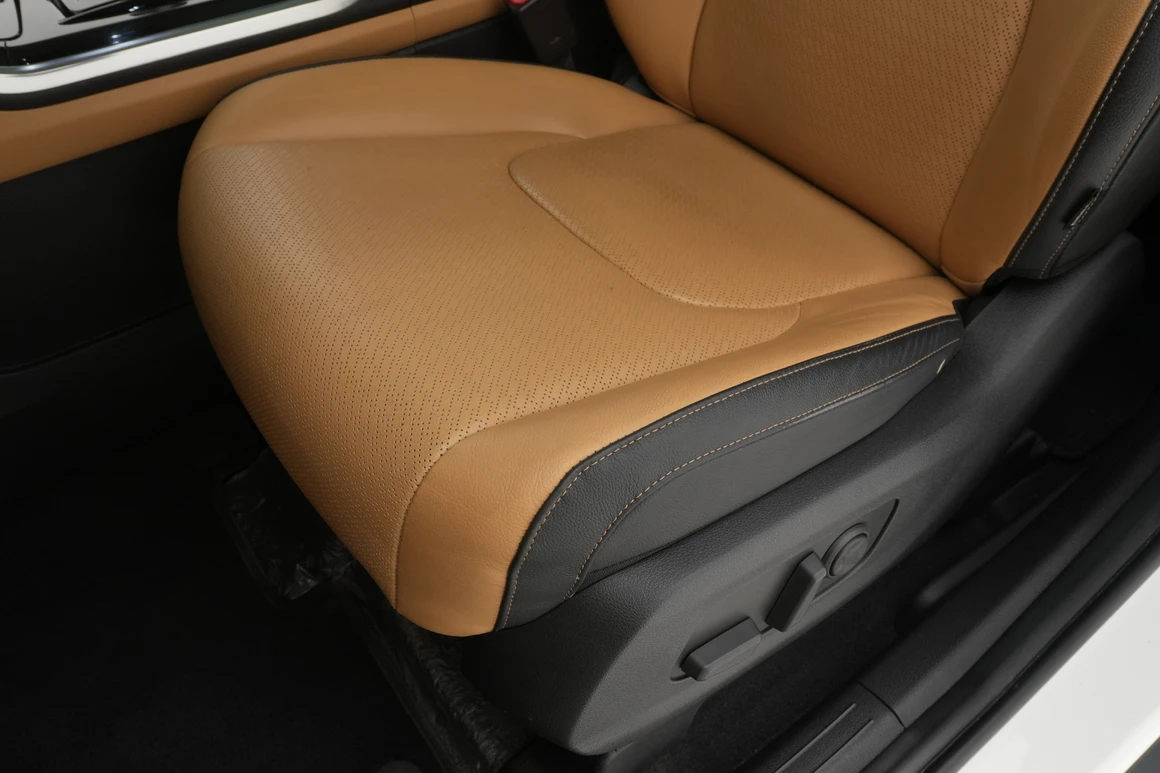 Kia Carnival - Фото 24