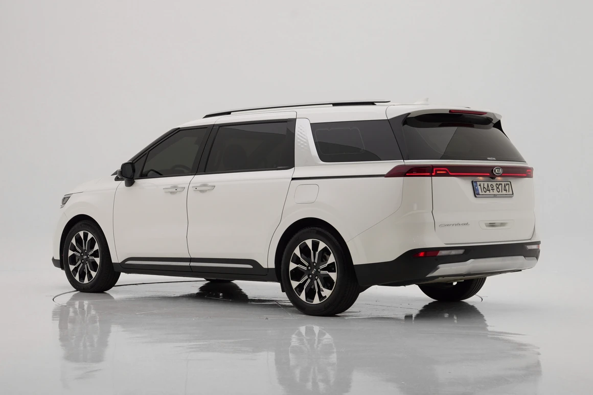 Kia Carnival - Фото 4