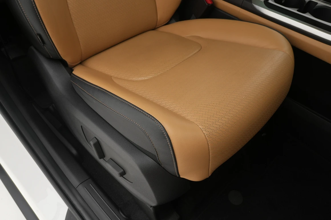 Kia Carnival - Фото 29