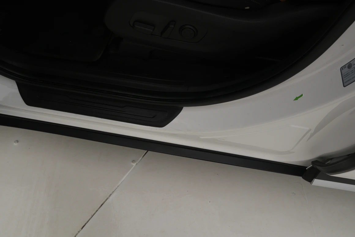 Kia Carnival - Фото 46