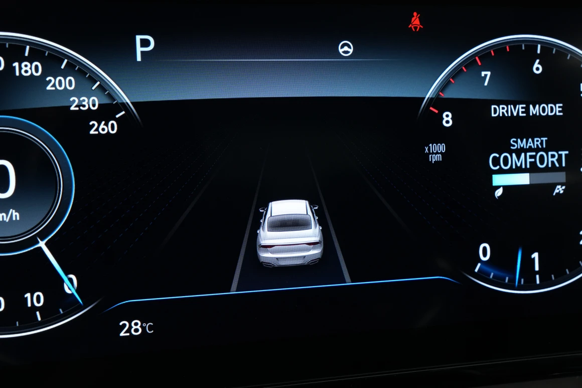 Hyundai Grandeur - Фото 27