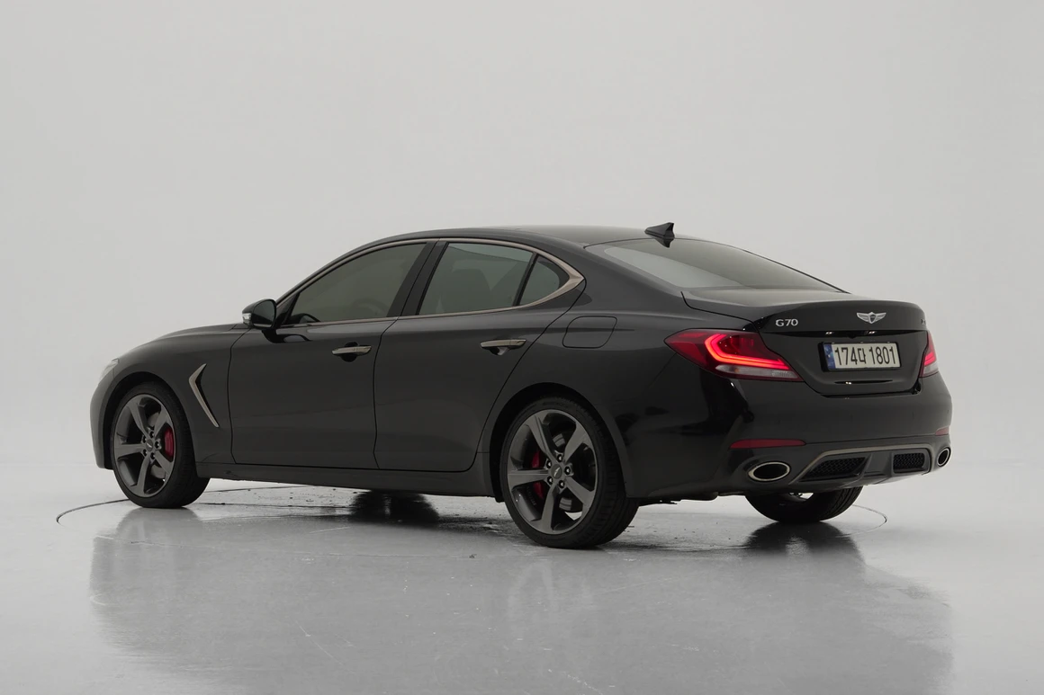 Genesis G70 - Фото 4