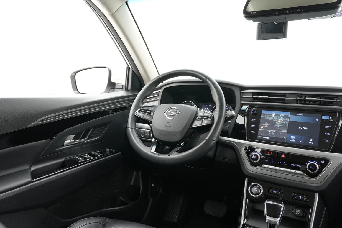KG Mobility (Ssangyong) Korando - Фото 18