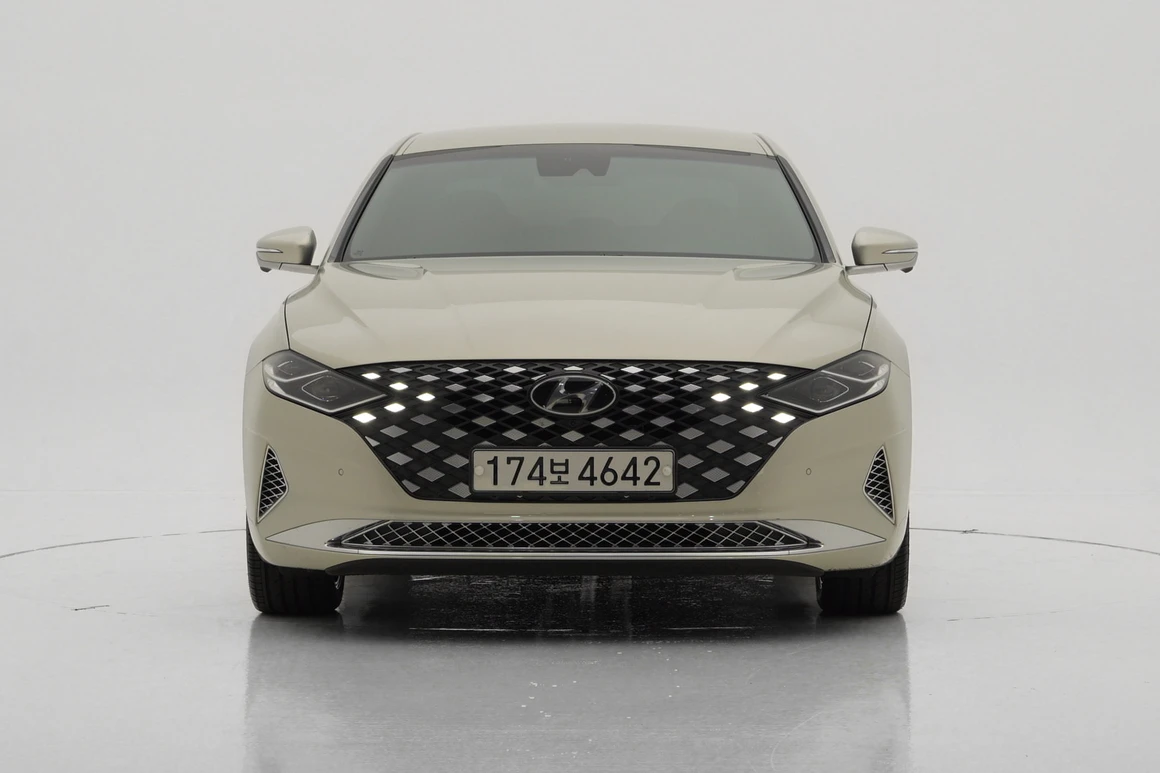 Hyundai Grandeur - Фото 1