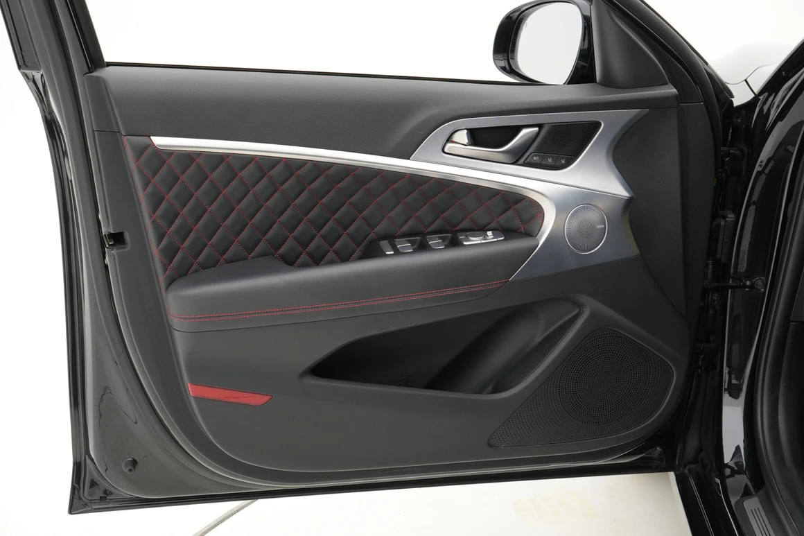 Genesis G70 - Фото 20