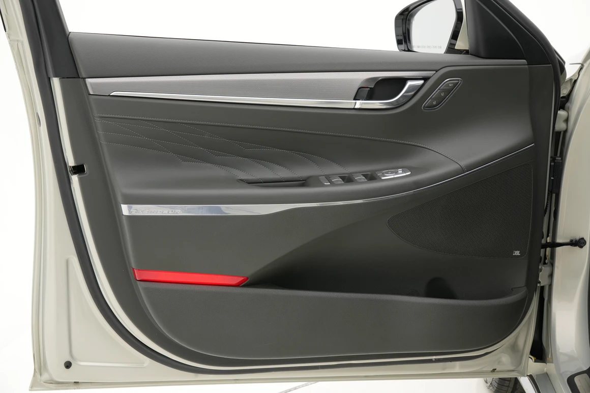 Hyundai Grandeur - Фото 20