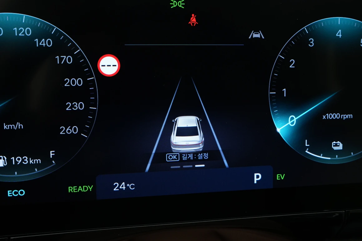 Hyundai Grandeur - Фото 28