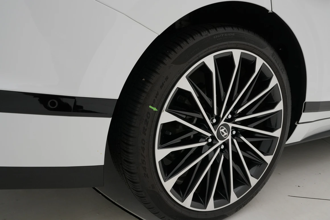 Hyundai Grandeur - Фото 50