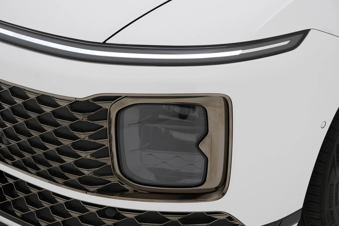 Hyundai Grandeur - Фото 9