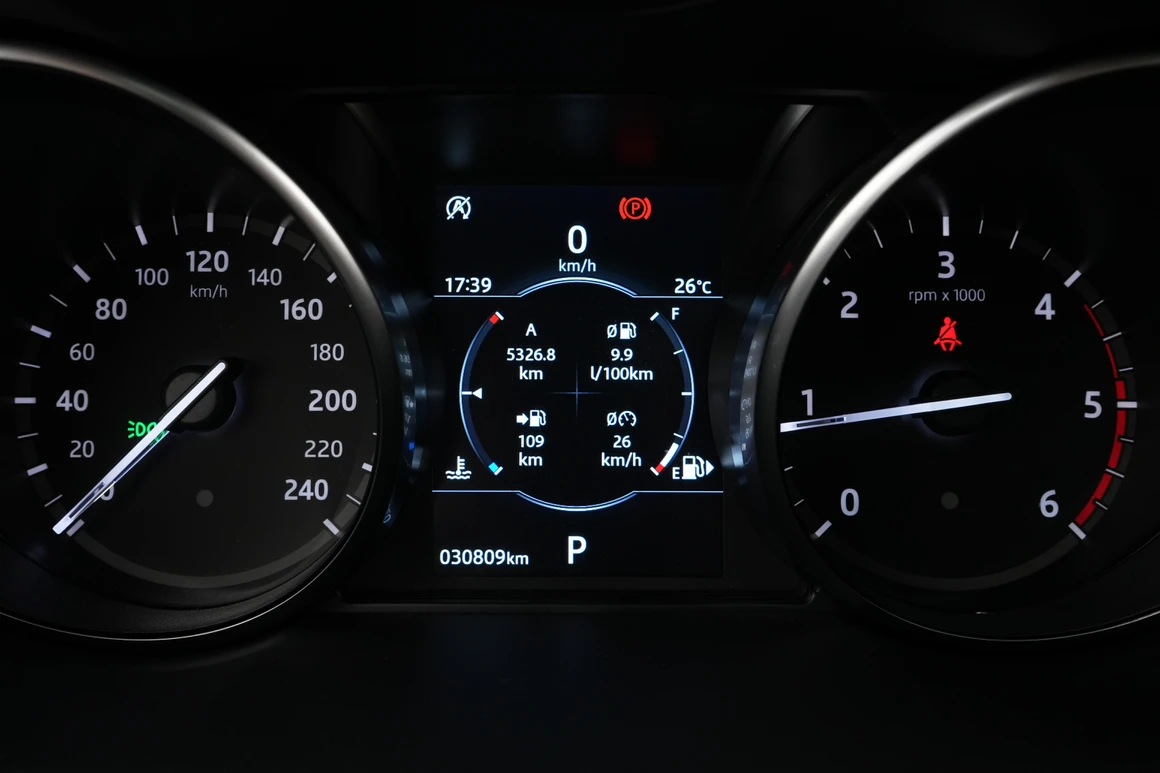 Land Rover Discovery Sport - Фото 26