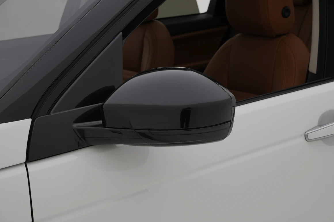Land Rover Discovery Sport - Фото 10