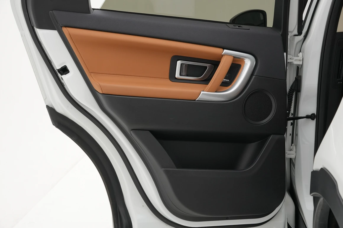 Land Rover Discovery Sport - Фото 21