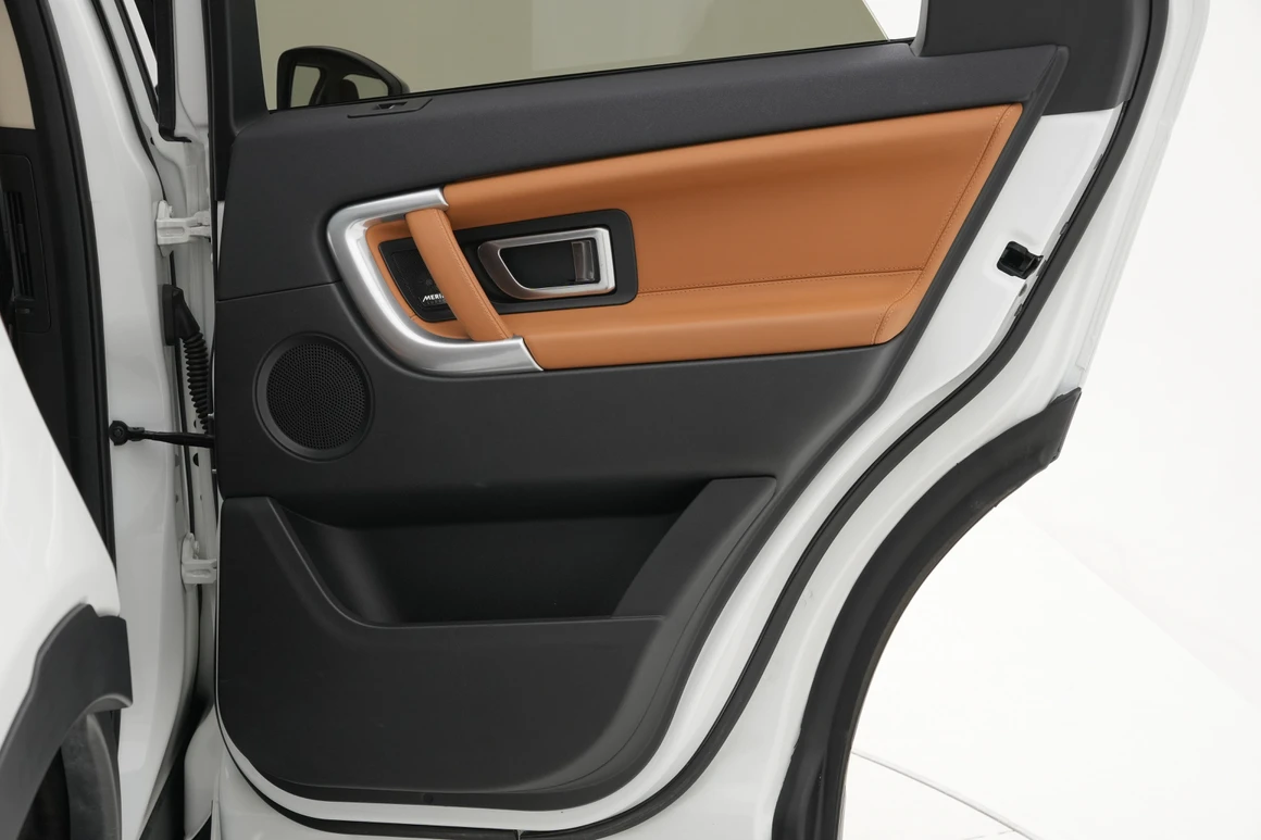 Land Rover Discovery Sport - Фото 22
