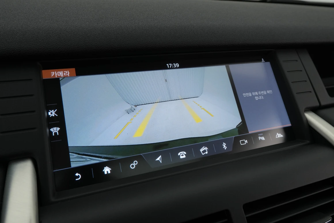 Land Rover Discovery Sport - Фото 27
