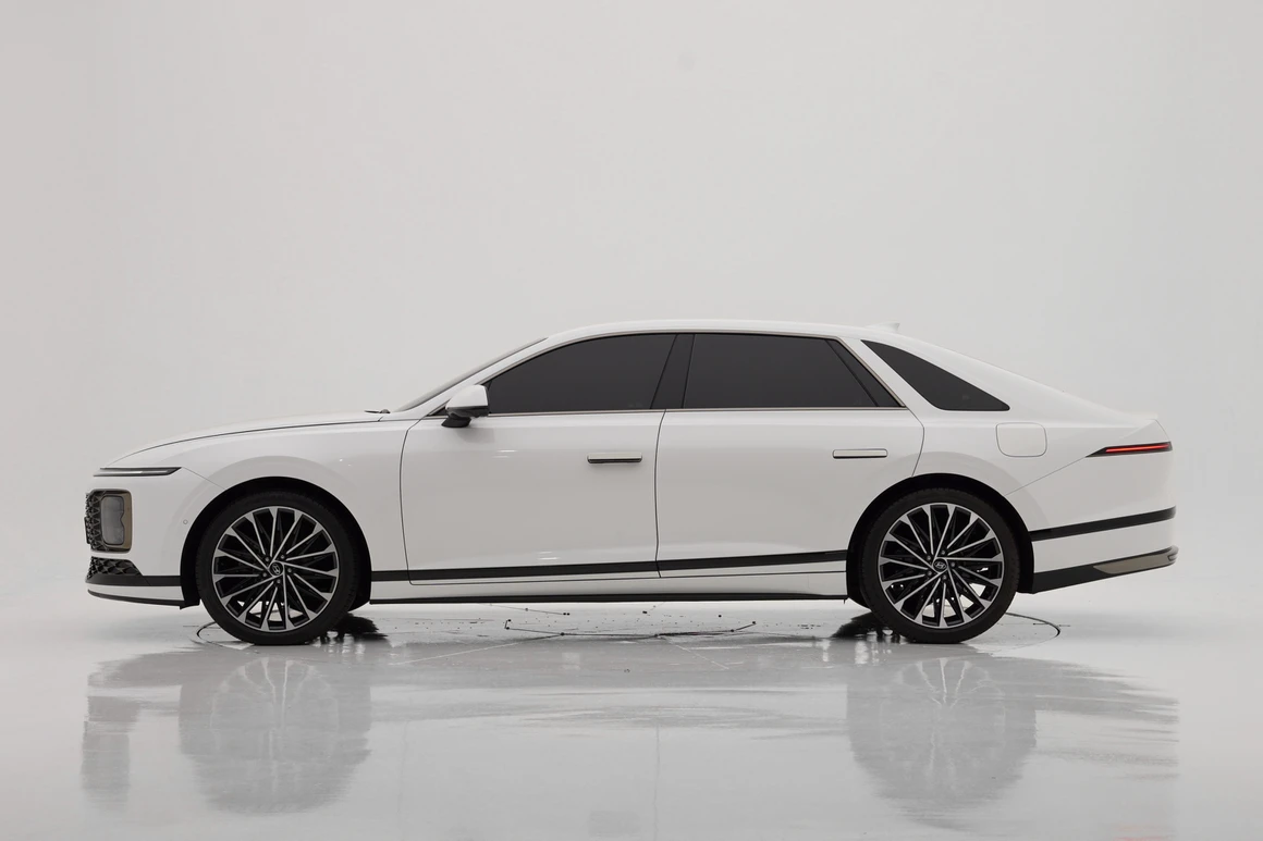 Hyundai Grandeur - Фото 3