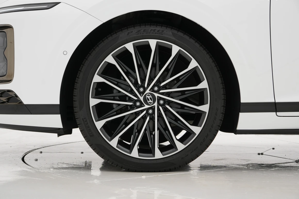 Hyundai Grandeur - Фото 14