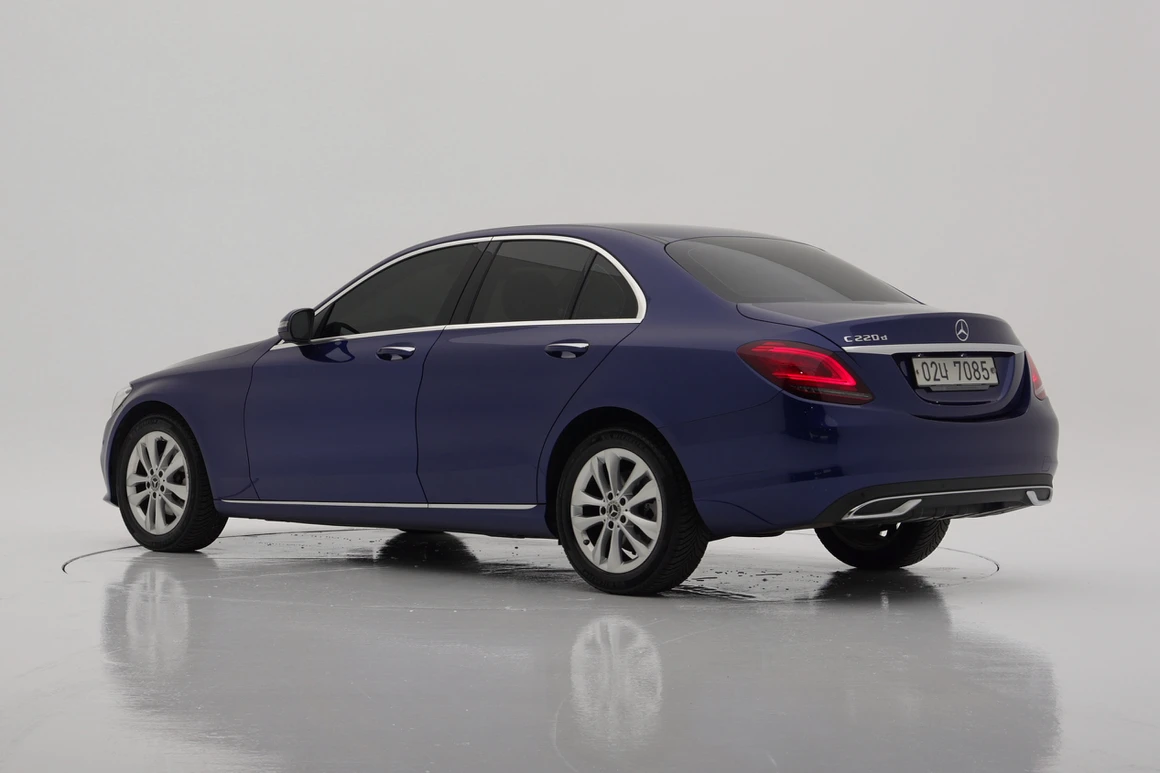Mercedes-Benz C-Class - Фото 4