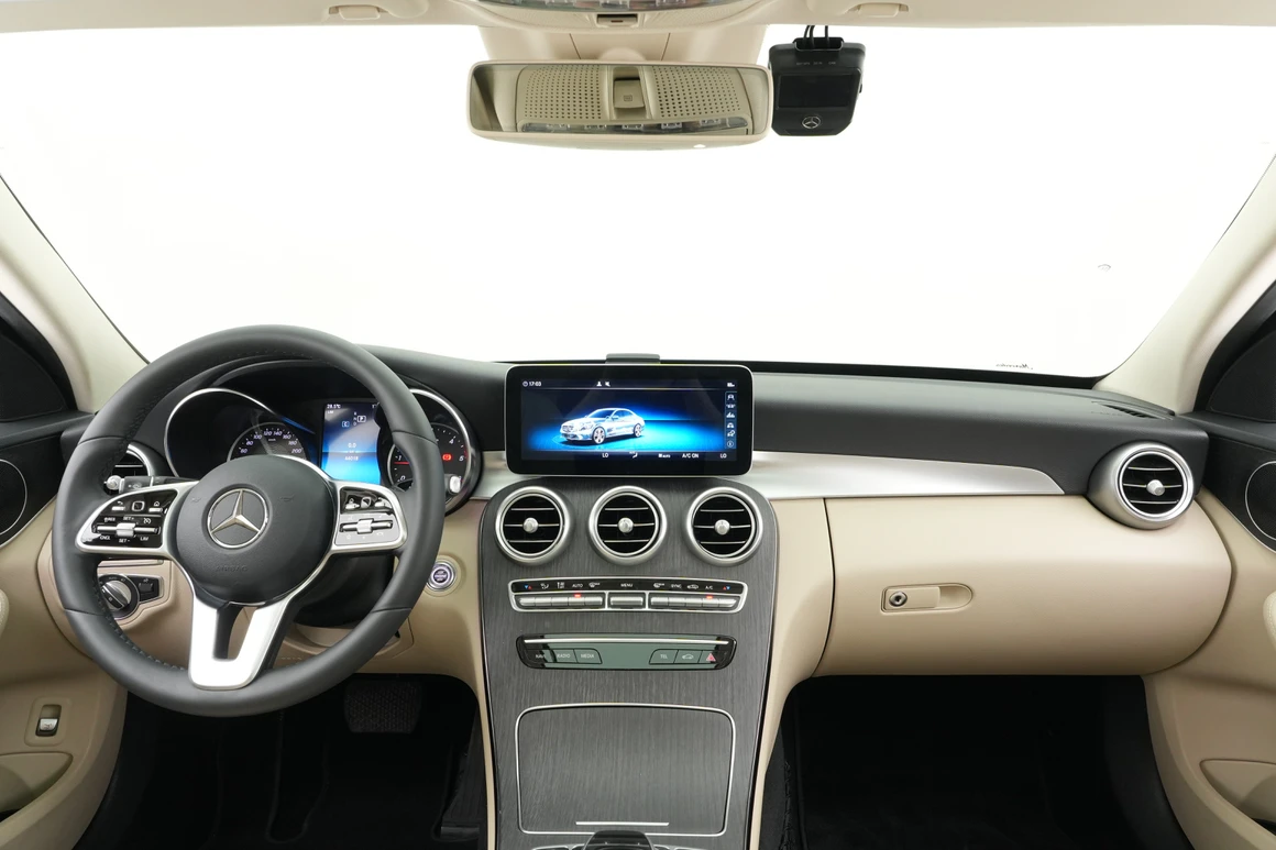 Mercedes-Benz C-Class - Фото 19