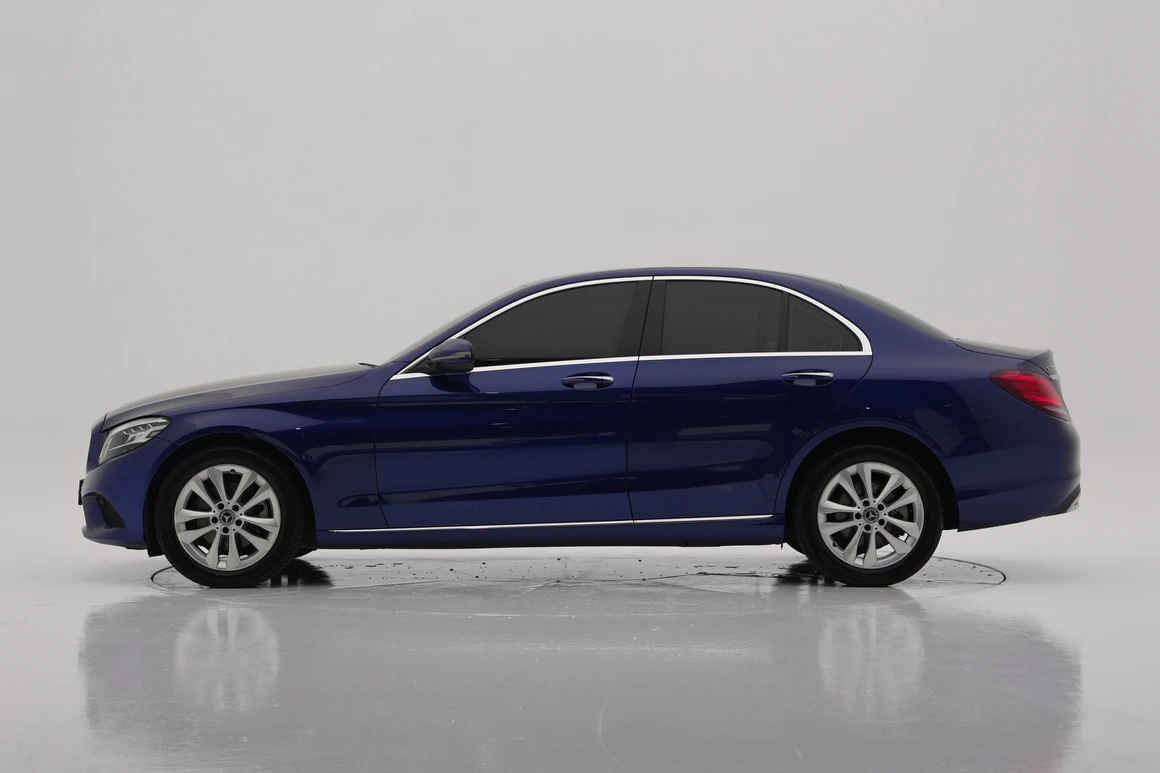 Mercedes-Benz C-Class - Фото 3