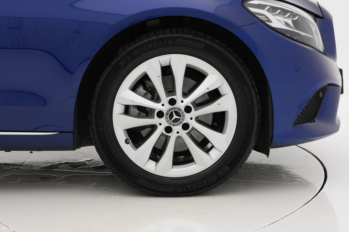 Mercedes-Benz C-Class - Фото 17