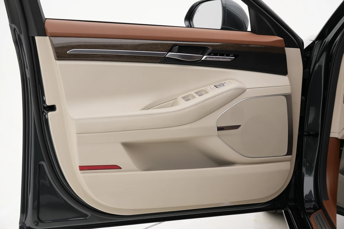 Genesis G90 - Фото 20