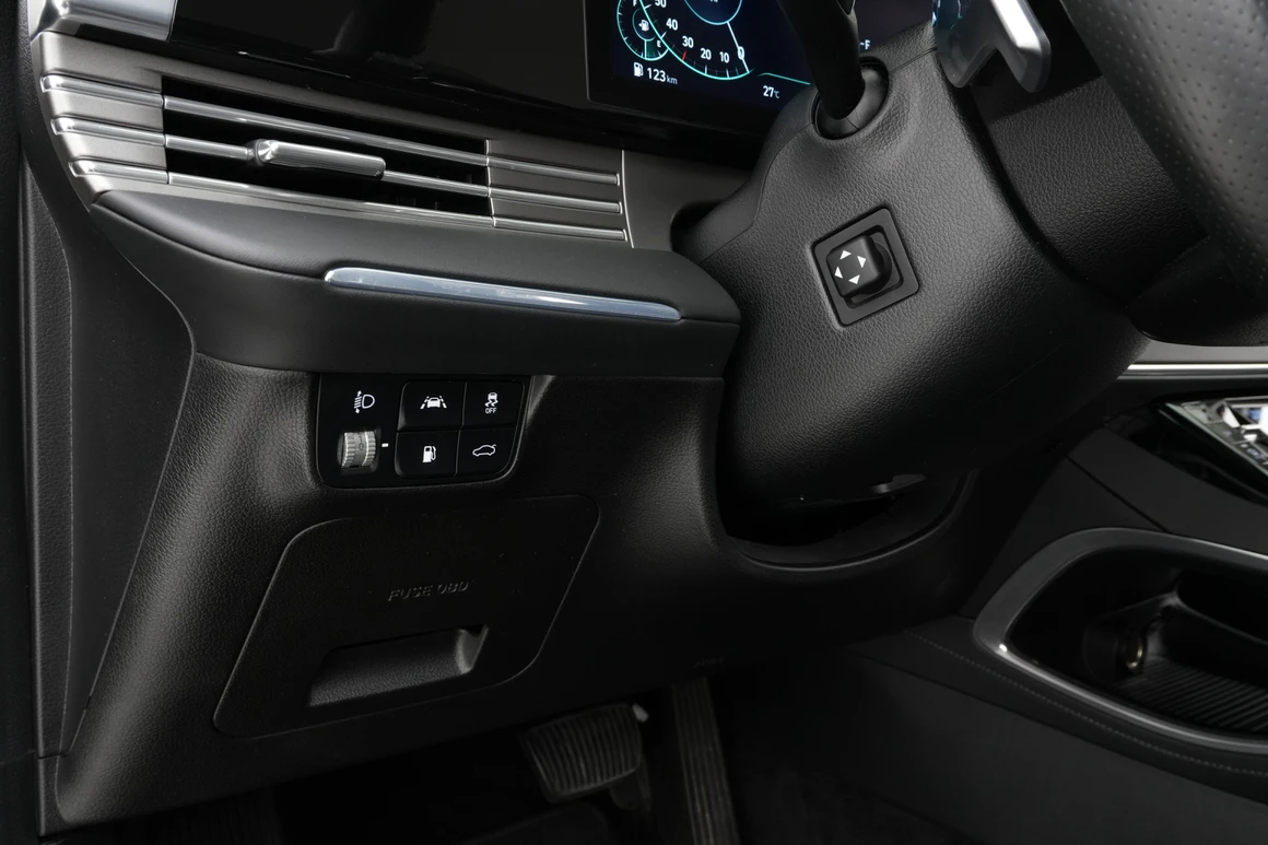 Hyundai Grandeur - Фото 25