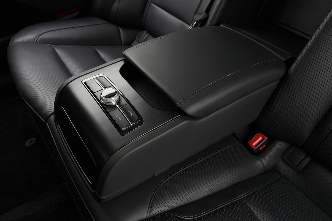 Hyundai Grandeur - Фото 34