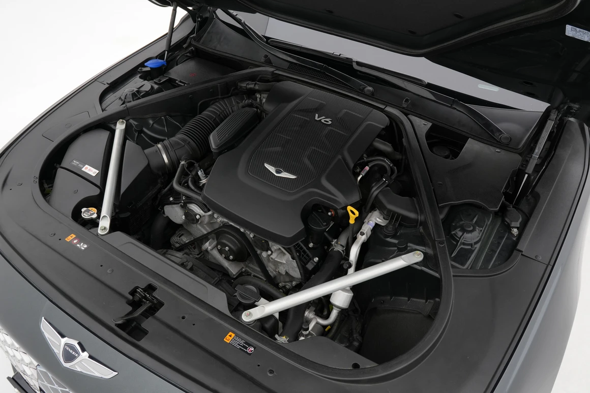 Genesis G90 - Фото 13
