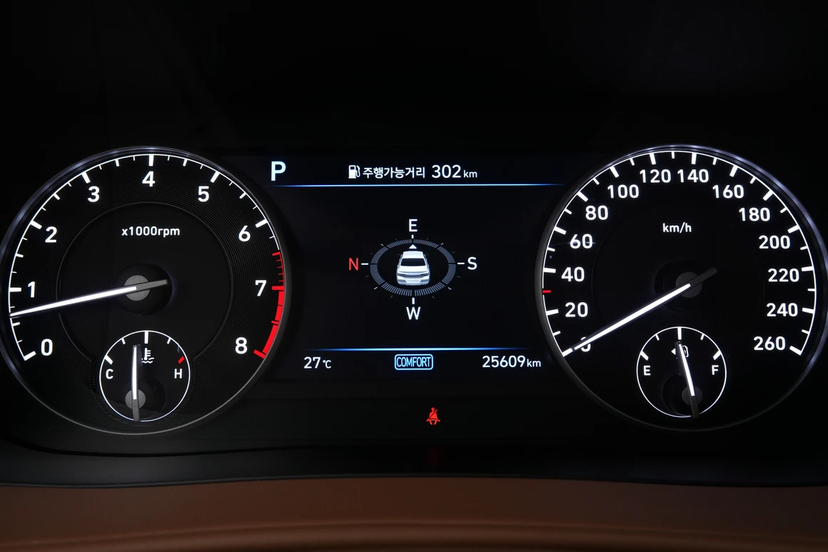 Genesis G90 - Фото 26