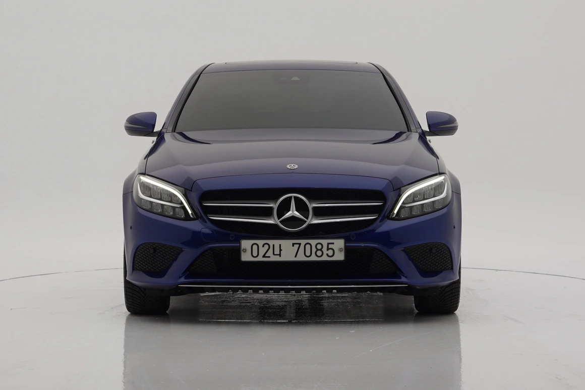 Mercedes-Benz C-Class - Фото 1