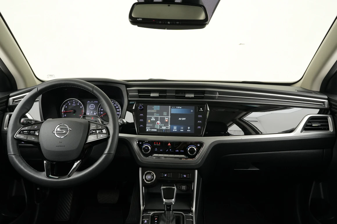 KG Mobility (Ssangyong) Korando - Фото 18