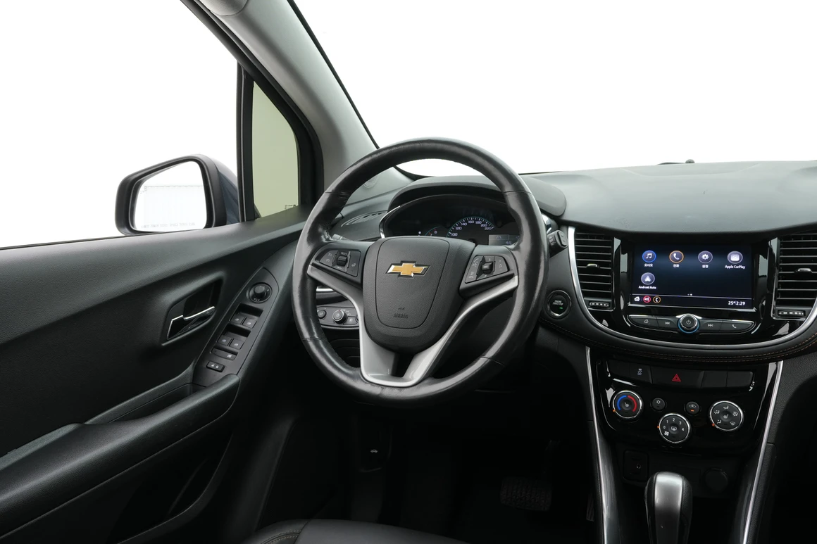 Chevrolet Trax - Фото 18