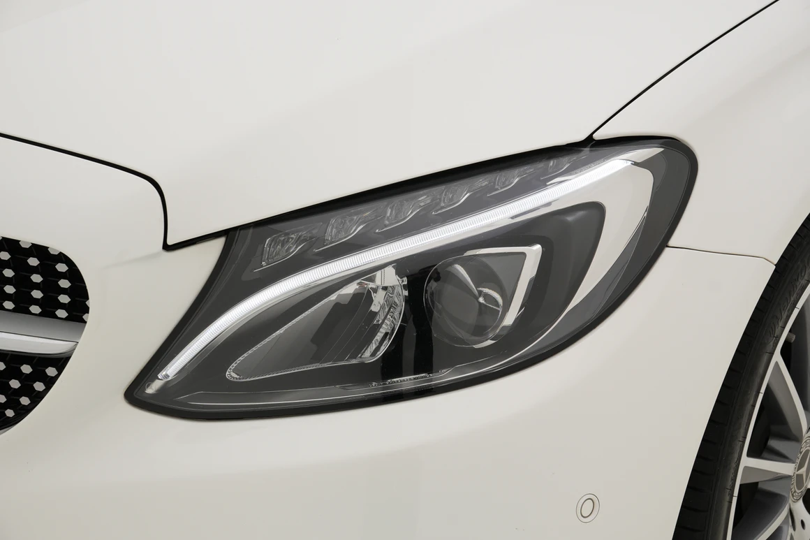 Mercedes-Benz C-Class - Фото 9