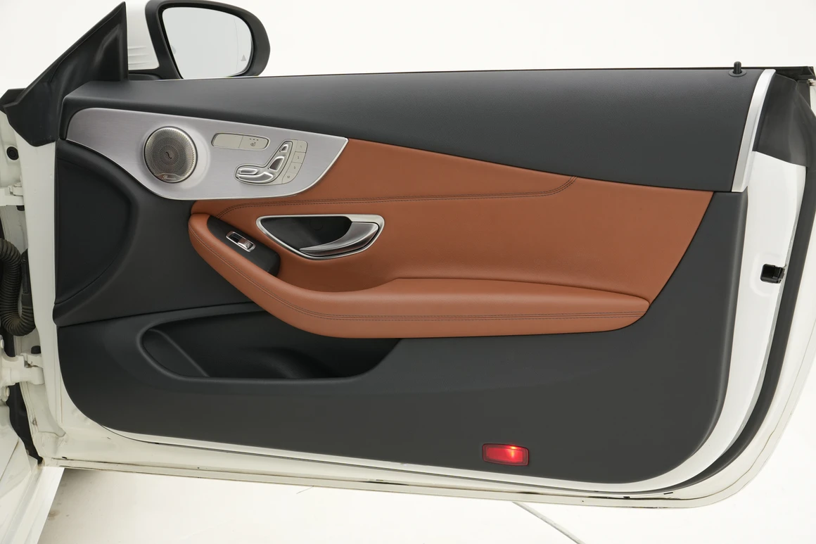 Mercedes-Benz C-Class - Фото 21