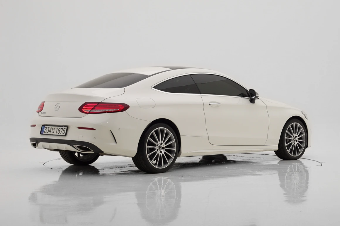 Mercedes-Benz C-Class - Фото 6