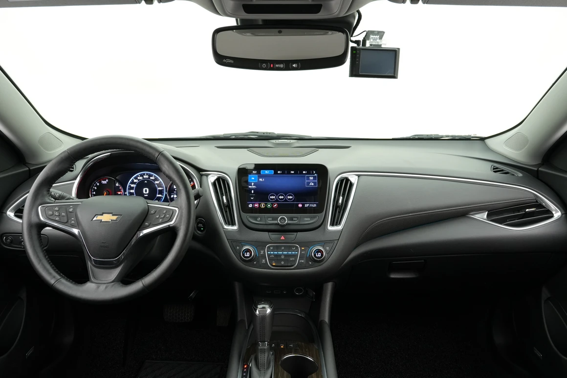Chevrolet Malibu - Фото 19